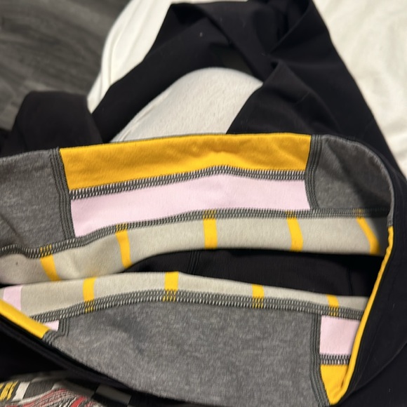 LULULEMON BOOTCUT LEGGINGS - Picture 2 of 4